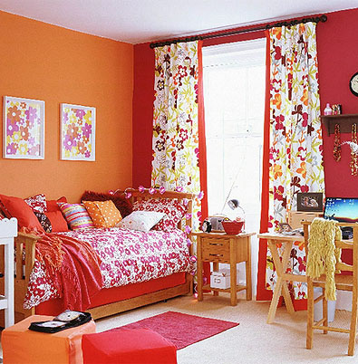 Шторы в комнату девочки-подростка с преобладанием красно-оранжевых оттенков №3